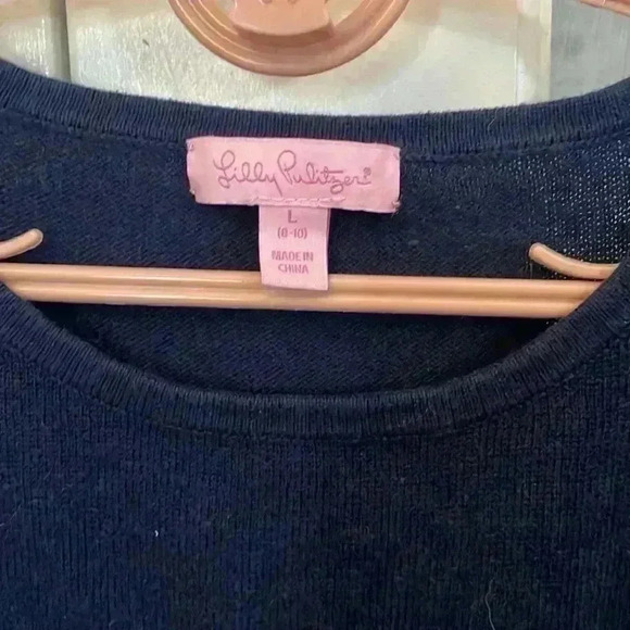 Lilly Pulitzer Tierneigh Sweater in True Navy, Ruffles Hem, Size L (8-10) - Picture 4 of 7